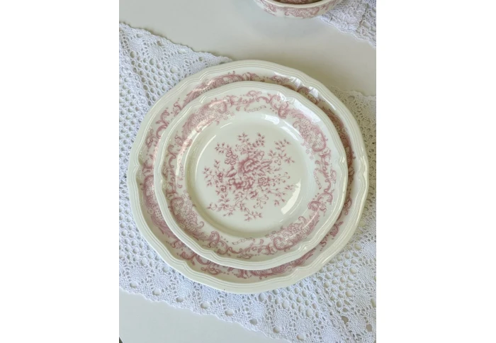 Тарелка фарфоровая Olens Гревелінген розовая 8030-531 (26 см)