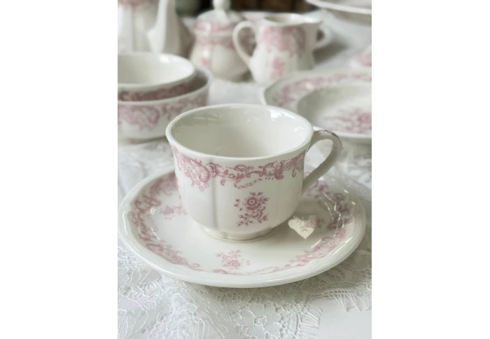 Фарфоровая чашка чайная с блюдцем Olens Гревелінген розовая 8030-529 (280 мл)