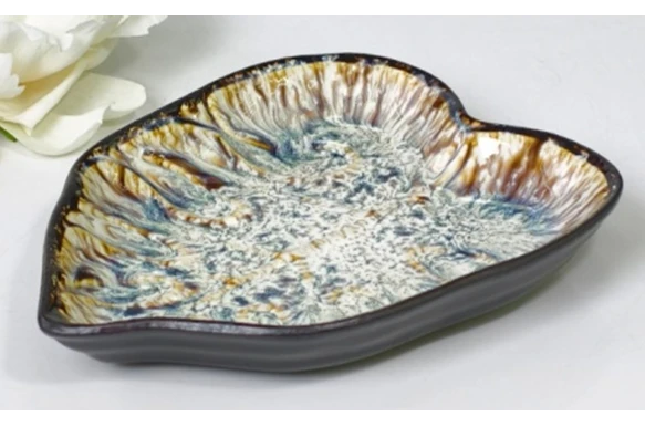 Тарілка-листок керамічна овальнаOlens Паноптікон 101-0479 (17 см)