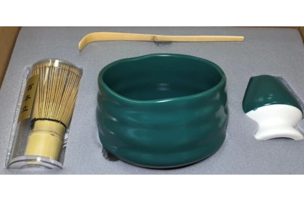 Набор посуды для чая матча Чабако-бірюза 102-595 (4 предмета) Набор посуды для чая матча Чабако-бірюза 102-595 (4 предмета)