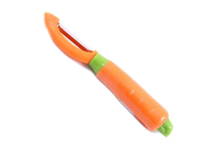 Ніж для чищення овочів у формі моркви Fissman 7010