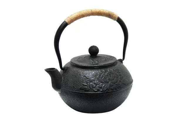 Чугунный заварочный чайник Пион 16904-5 (1100 мл)